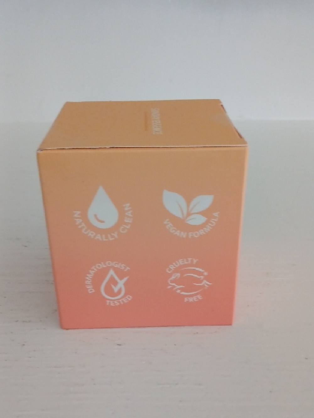 Sunday Essence Super Glow Up Vitamin C Day Cream - Picture 6 of 7